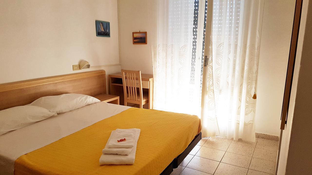 Hotel Le Pleiadi بيلاريا-إيجيا مارينا المظهر الخارجي الصورة