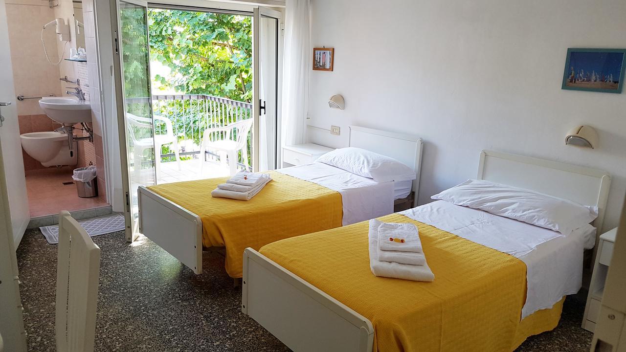 Hotel Le Pleiadi بيلاريا-إيجيا مارينا المظهر الخارجي الصورة