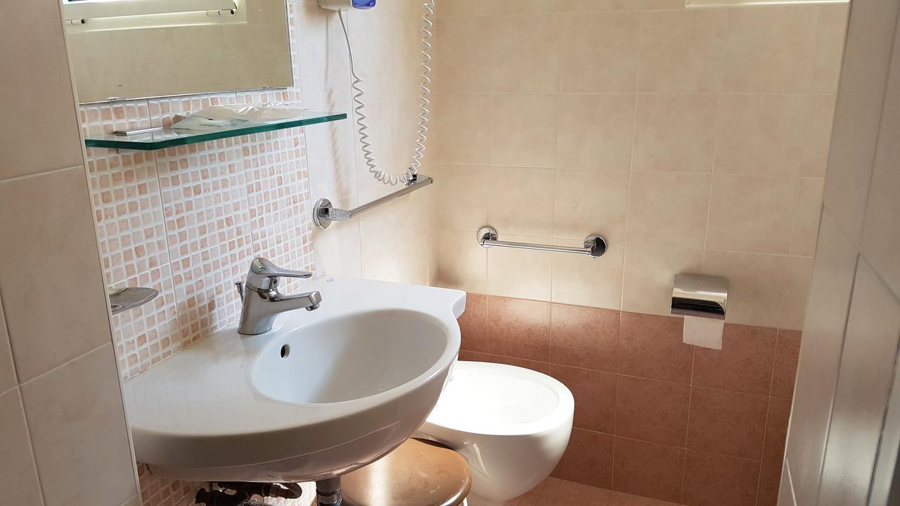 Hotel Le Pleiadi بيلاريا-إيجيا مارينا المظهر الخارجي الصورة